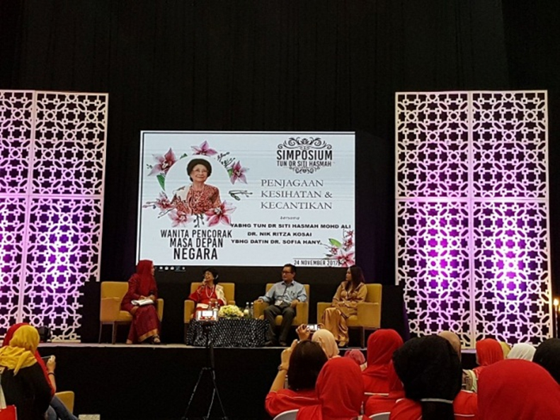 Simposium Tun Dr Siti Hasmah
